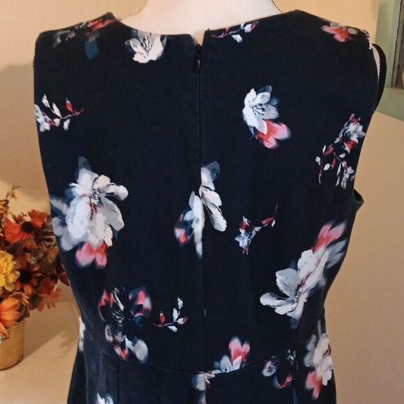 Lands' End Dark Floral Sleeveless Ponte Dress - Picture 7 of 11